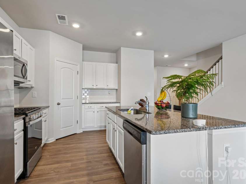 8007 Foxcroft Drive, Monroe, NC 28110.  MLS# CAR4400320, YatesRealty ID 35345. 