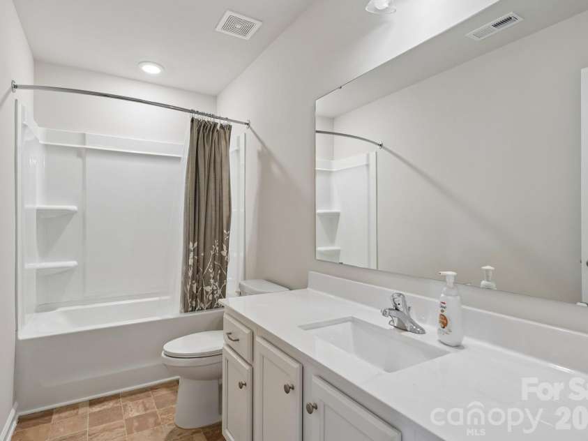 8007 Foxcroft Drive, Monroe, NC 28110.  MLS# CAR4400320, YatesRealty ID 35345. 