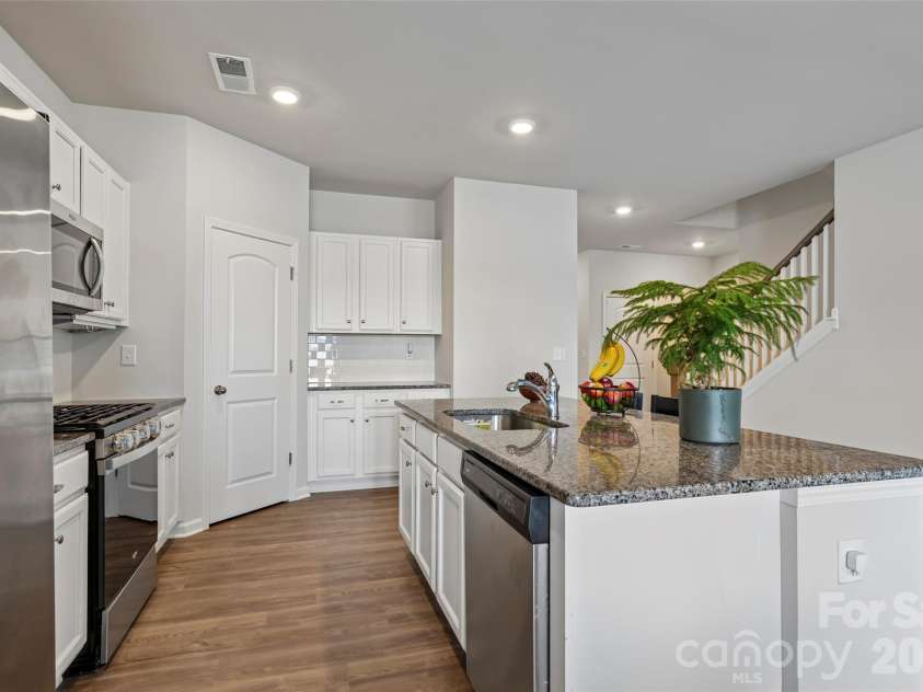 8007 Foxcroft Drive, Monroe, NC 28110.  MLS# CAR4400320, YatesRealty ID 35345. 