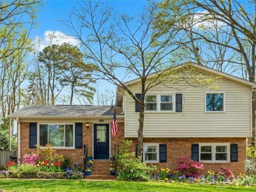 1825 Winfield Drive, Monroe, NC 28110.  MLS# CAR4364944, YatesRealty ID 35348. 