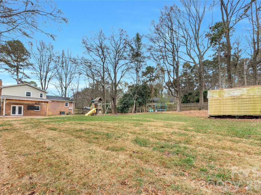 1825 Winfield Drive, Monroe, NC 28110.  MLS# CAR4364944, YatesRealty ID 35348. .84 acres