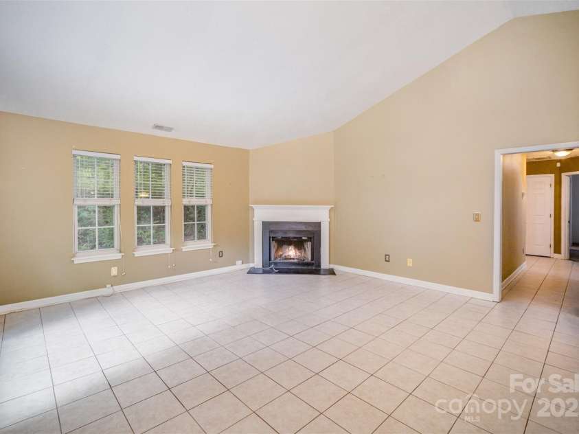 7216 Flodden Field Court, Charlotte, NC 28217.  MLS# CAR4290788, YatesRealty ID 35348. 