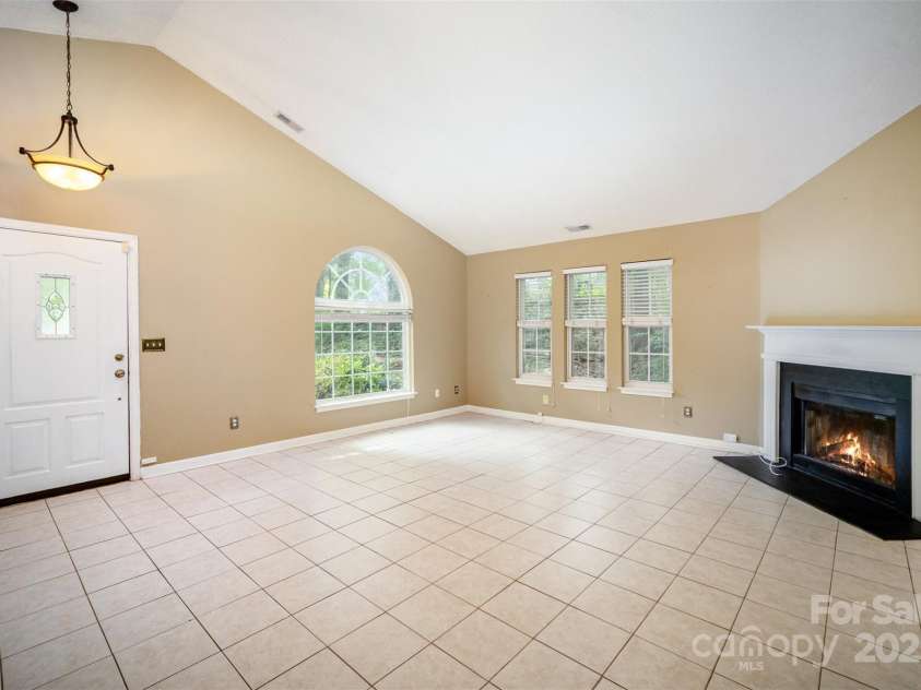 7216 Flodden Field Court, Charlotte, NC 28217.  MLS# CAR4290788, YatesRealty ID 35348. 