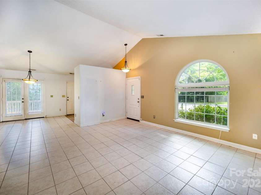 7216 Flodden Field Court, Charlotte, NC 28217.  MLS# CAR4290788, YatesRealty ID 35348. 