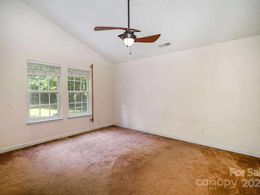7216 Flodden Field Court, Charlotte, NC 28217.  MLS# CAR4290788, YatesRealty ID 35348. 