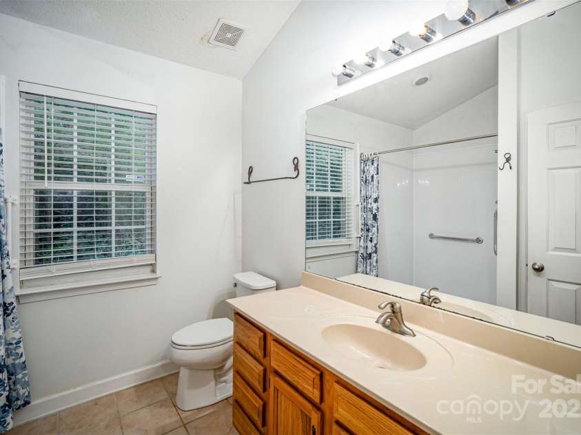 7216 Flodden Field Court, Charlotte, NC 28217.  MLS# CAR4290788, YatesRealty ID 35348. 
