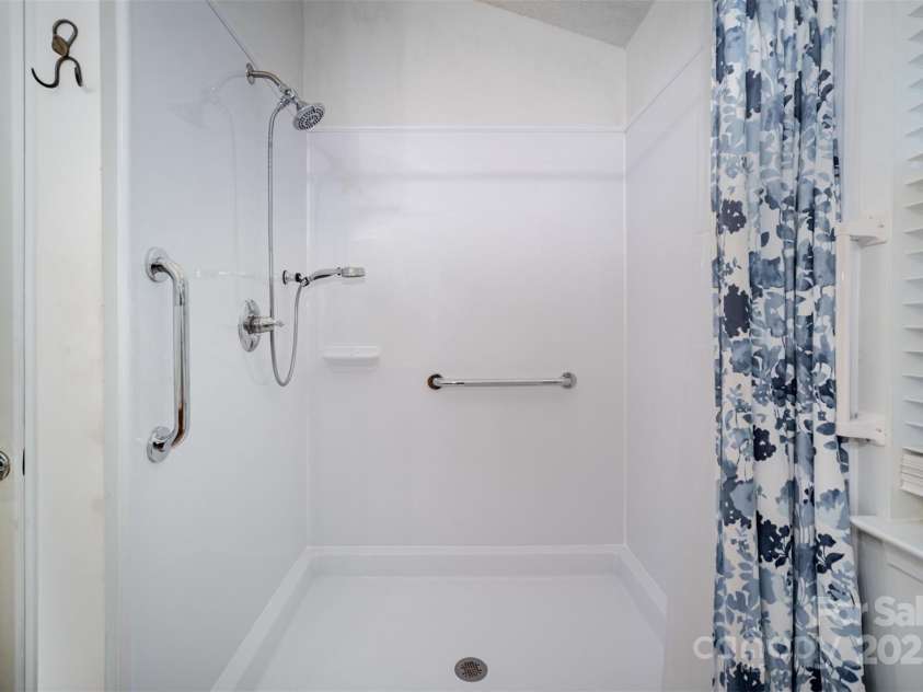 7216 Flodden Field Court, Charlotte, NC 28217.  MLS# CAR4290788, YatesRealty ID 35348. 