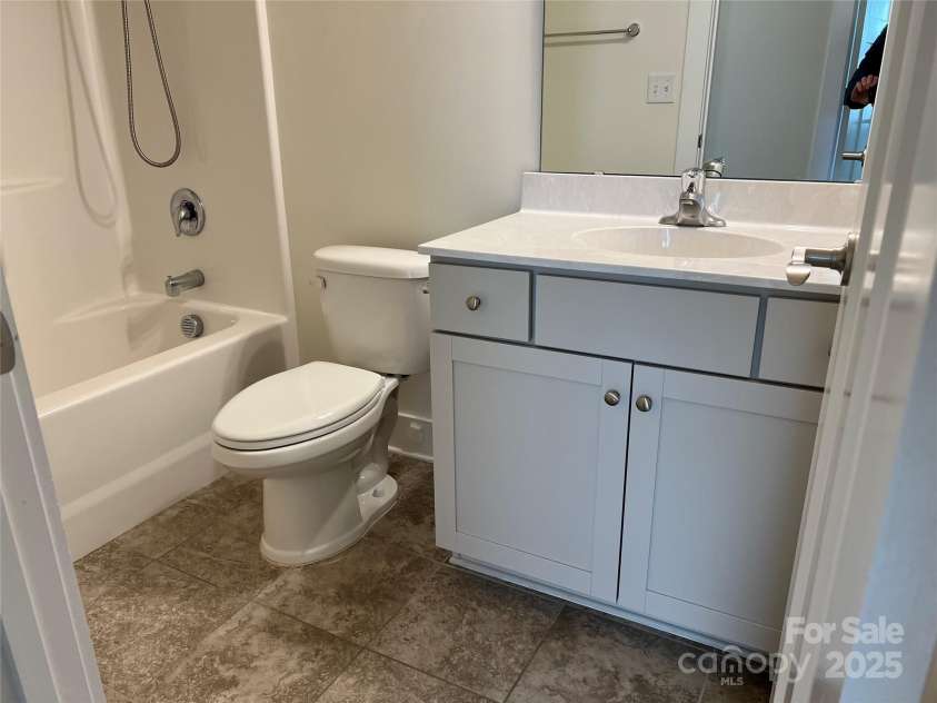 105 Water Leaf Drive, Weaverville, NC 28787.  MLS# CAR4240720, YatesRealty ID 3535. Hall bathroom