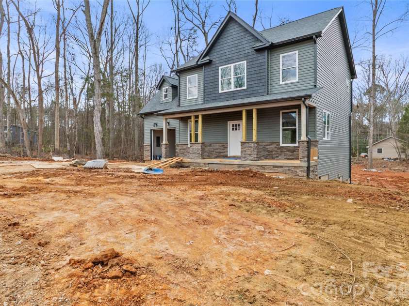 3692 Shannon Loop, Denver, NC 28037.  MLS# CAR4337827, YatesRealty ID 3535. 