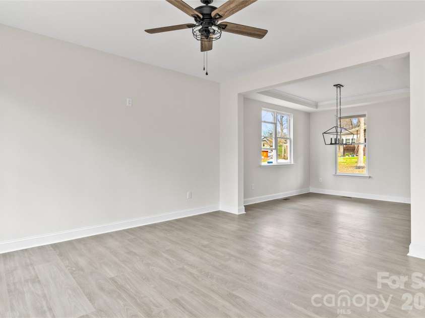 3692 Shannon Loop, Denver, NC 28037.  MLS# CAR4337827, YatesRealty ID 3535. 