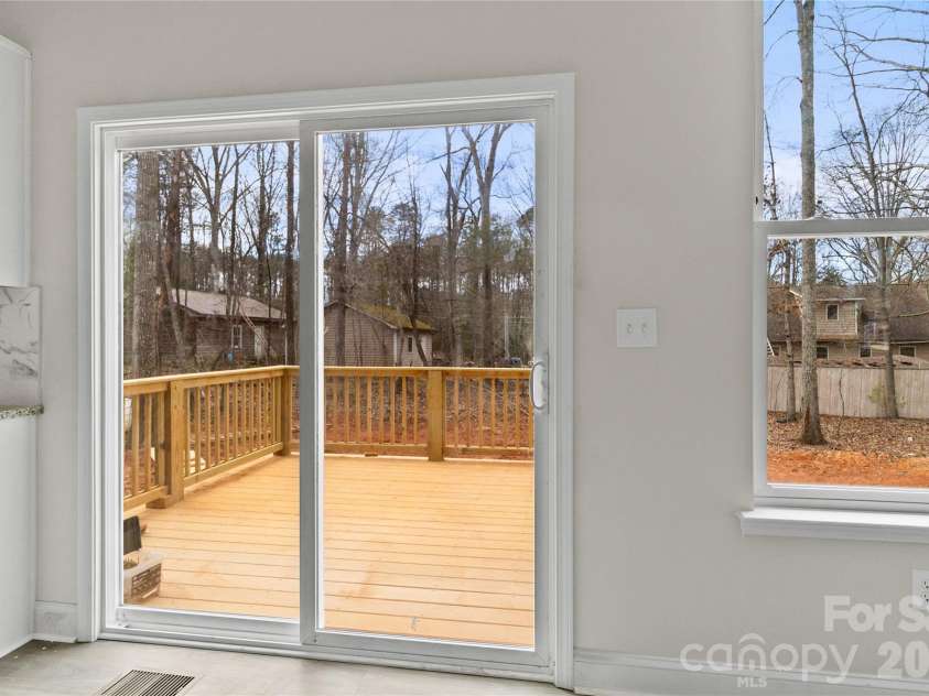 3692 Shannon Loop, Denver, NC 28037.  MLS# CAR4337827, YatesRealty ID 3535. 