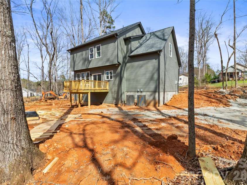 3692 Shannon Loop, Denver, NC 28037.  MLS# CAR4337827, YatesRealty ID 3535. 