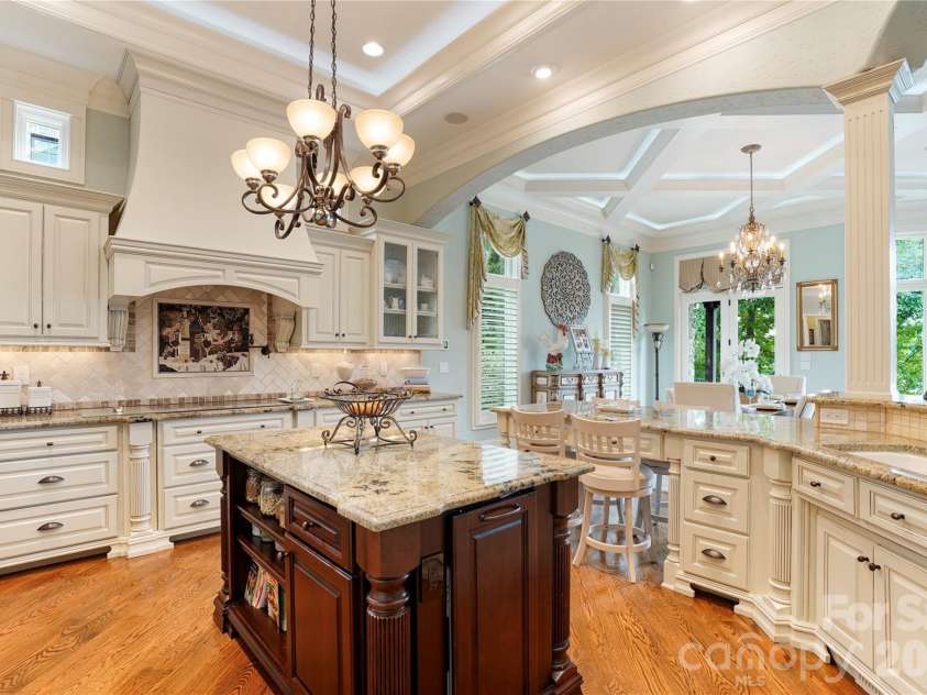 3255 Lake Pointe Drive, Belmont, NC 28012.  MLS# CAR4399801, YatesRealty ID 35351. 