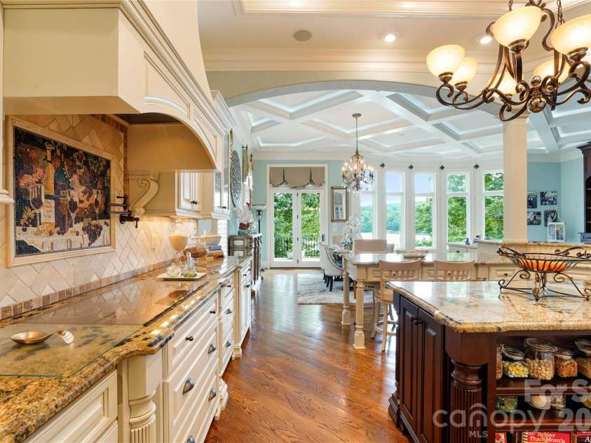 3255 Lake Pointe Drive, Belmont, NC 28012.  MLS# CAR4399801, YatesRealty ID 35351. 