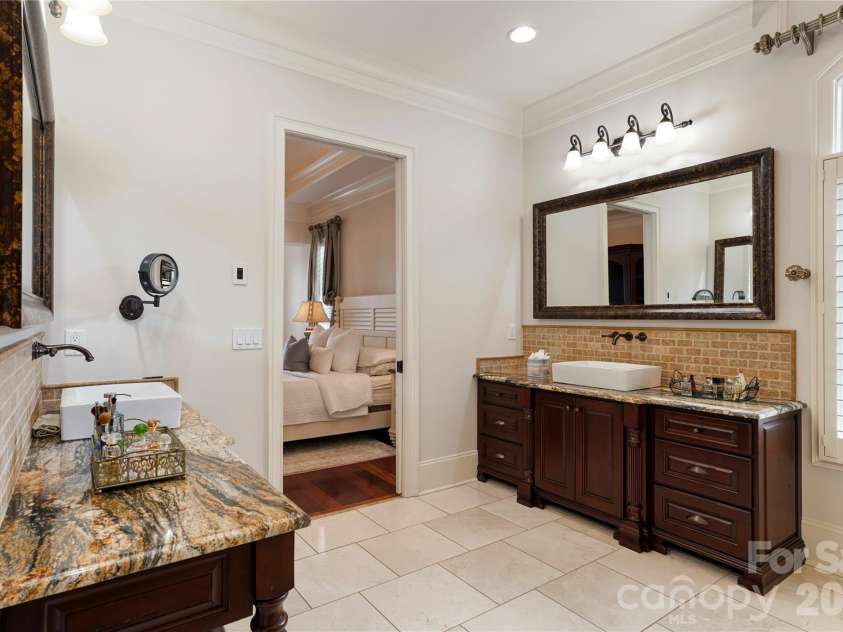 3255 Lake Pointe Drive, Belmont, NC 28012.  MLS# CAR4399801, YatesRealty ID 35351. 