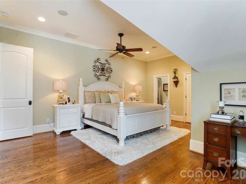 3255 Lake Pointe Drive, Belmont, NC 28012.  MLS# CAR4399801, YatesRealty ID 35351. 