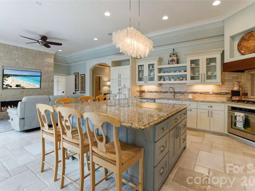 3255 Lake Pointe Drive, Belmont, NC 28012.  MLS# CAR4399801, YatesRealty ID 35351. 