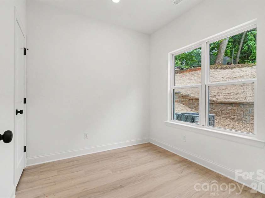 327 Whispering Pines Drive, Charlotte, NC 28217.  MLS# CAR4397862, YatesRealty ID 35353. 