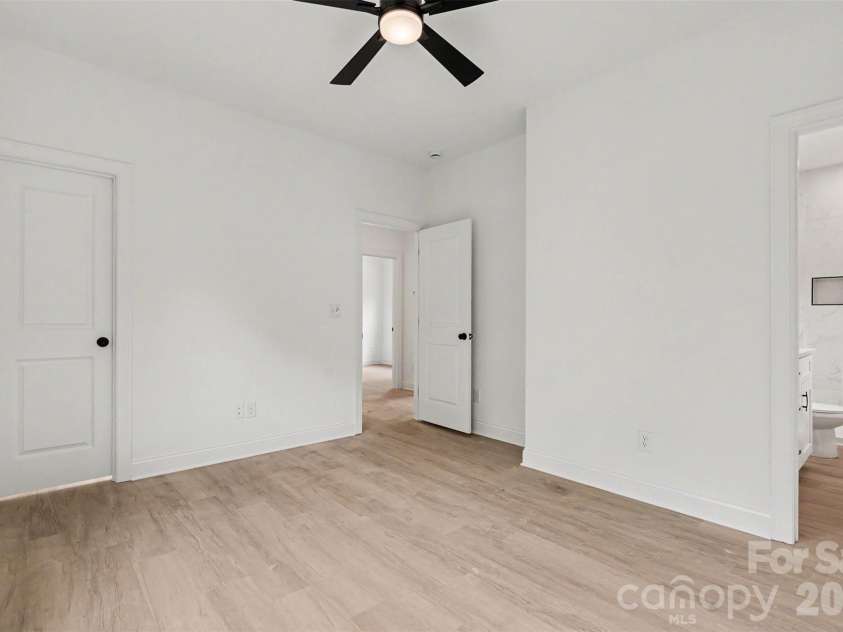 327 Whispering Pines Drive, Charlotte, NC 28217.  MLS# CAR4397862, YatesRealty ID 35353. Master closet