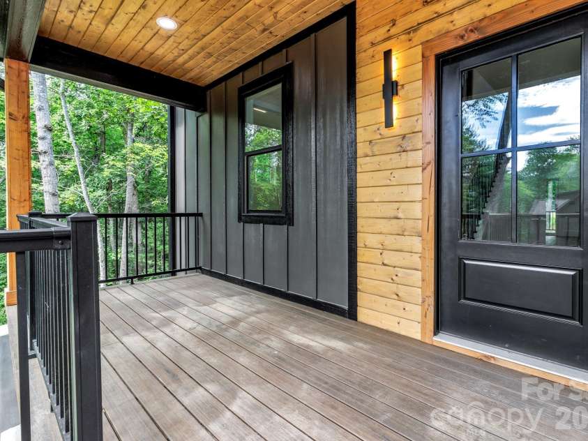 80 Goldenwood Lane, Mills River, NC 28759.  MLS# CAR4396121, YatesRealty ID 35355. 