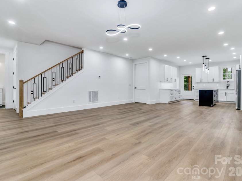 80 Goldenwood Lane, Mills River, NC 28759.  MLS# CAR4396121, YatesRealty ID 35355. 