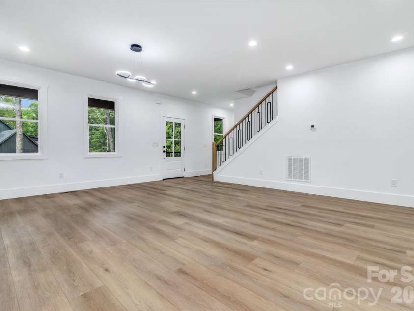 80 Goldenwood Lane, Mills River, NC 28759.  MLS# CAR4396121, YatesRealty ID 35355. 