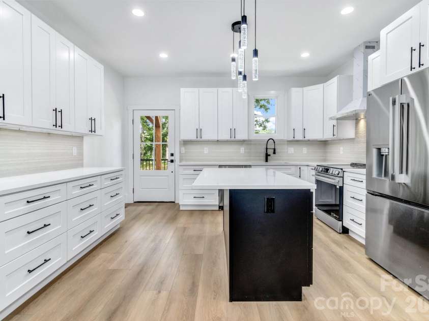 80 Goldenwood Lane, Mills River, NC 28759.  MLS# CAR4396121, YatesRealty ID 35355. 