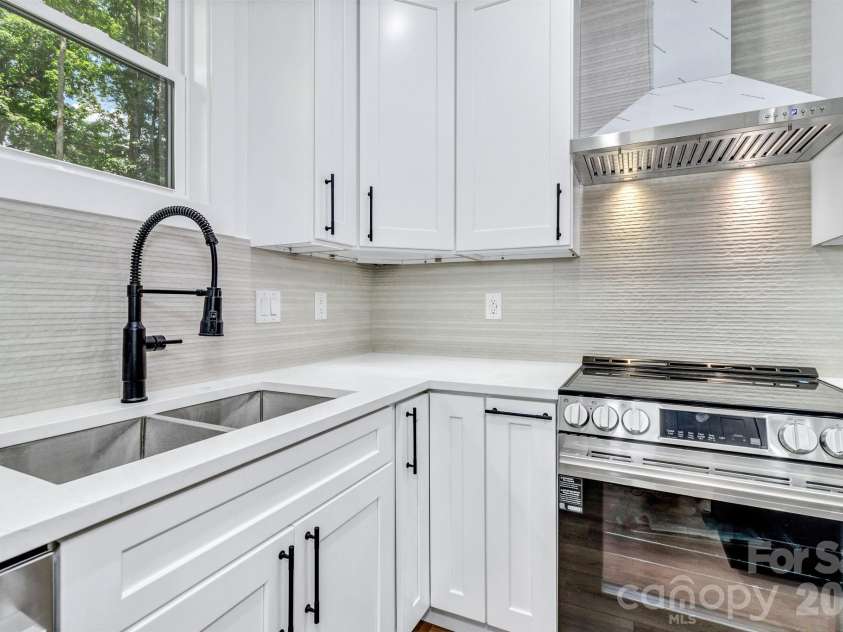 80 Goldenwood Lane, Mills River, NC 28759.  MLS# CAR4396121, YatesRealty ID 35355. 