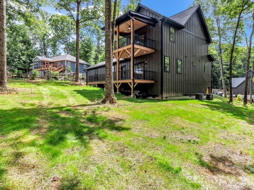 80 Goldenwood Lane, Mills River, NC 28759.  MLS# CAR4396121, YatesRealty ID 35355. 