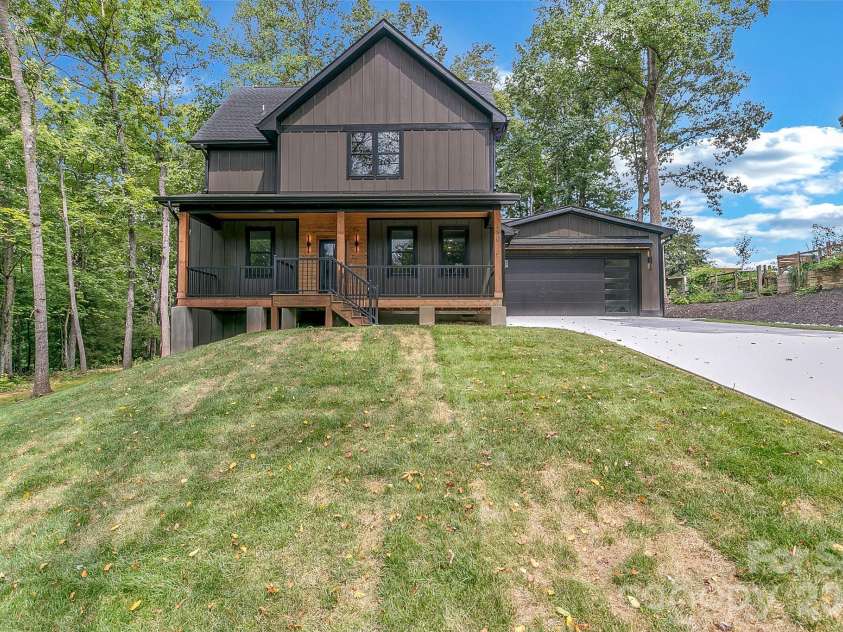 80 Goldenwood Lane, Mills River, NC 28759.  MLS# CAR4396121, YatesRealty ID 35355. 