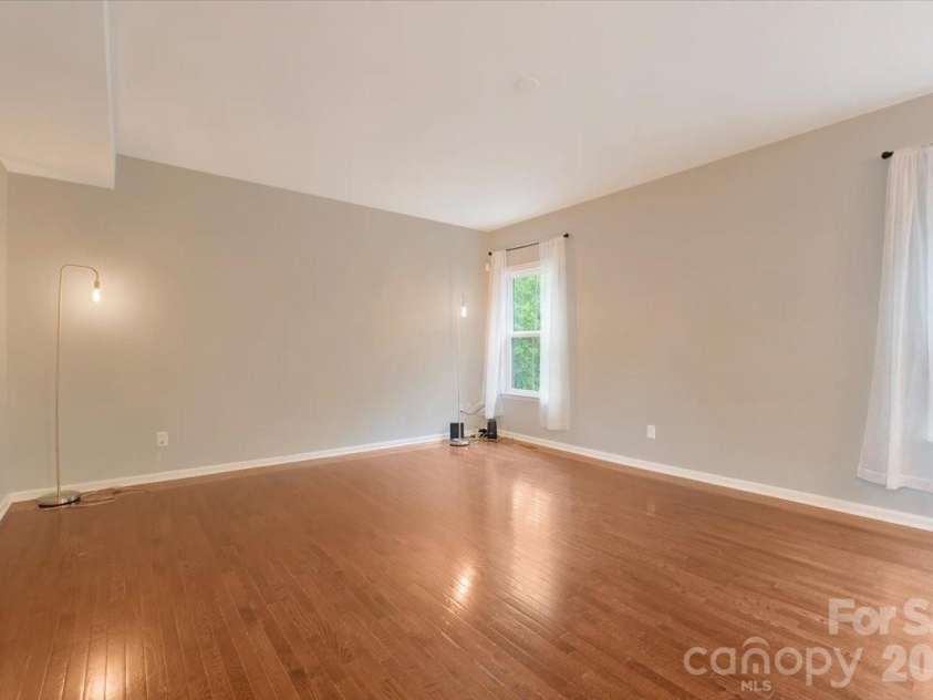 278 Almora Loop, Mooresville, NC 28115.  MLS# CAR4390826, YatesRealty ID 35356. Large open family room
