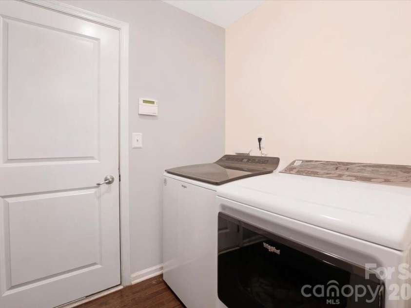 278 Almora Loop, Mooresville, NC 28115.  MLS# CAR4390826, YatesRealty ID 35356. Laundry room with drop zone