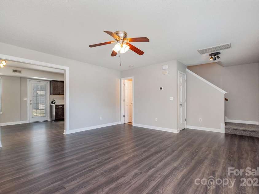 1776 Rosewell Drive, Rock Hill, SC 29732.  MLS# CAR4283628, YatesRealty ID 35357. 