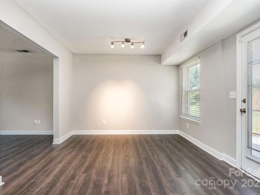 1776 Rosewell Drive, Rock Hill, SC 29732.  MLS# CAR4283628, YatesRealty ID 35357. 