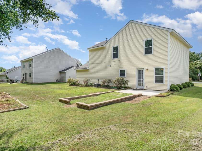 1776 Rosewell Drive, Rock Hill, SC 29732.  MLS# CAR4283628, YatesRealty ID 35357. 