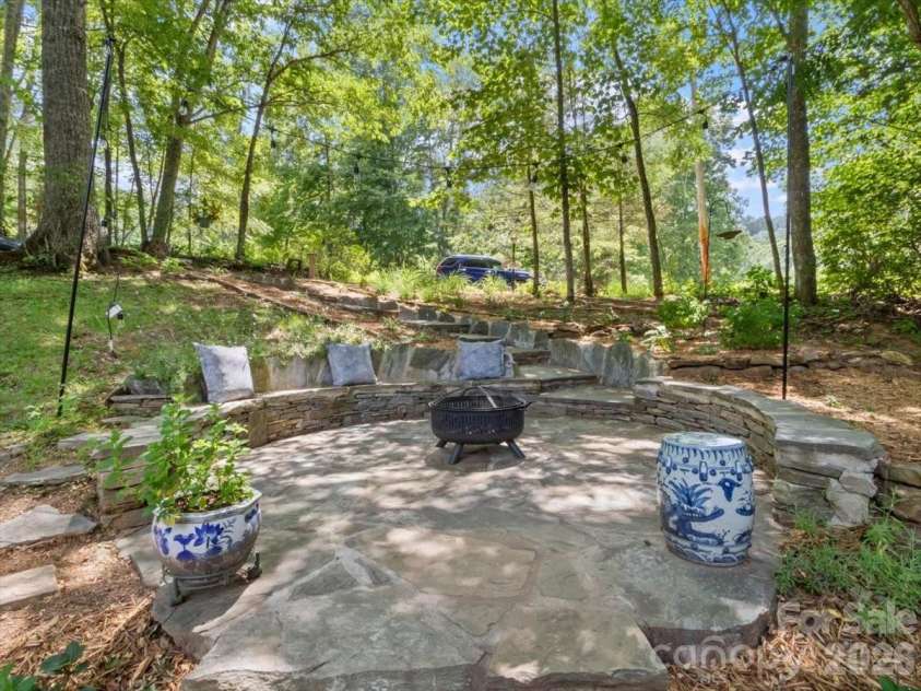 1355 Moonshine Mountain Road, Burnsville, NC 28714.  MLS# CAR4400046, YatesRealty ID 35360. 