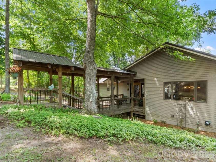 1355 Moonshine Mountain Road, Burnsville, NC 28714.  MLS# CAR4400046, YatesRealty ID 35360. 