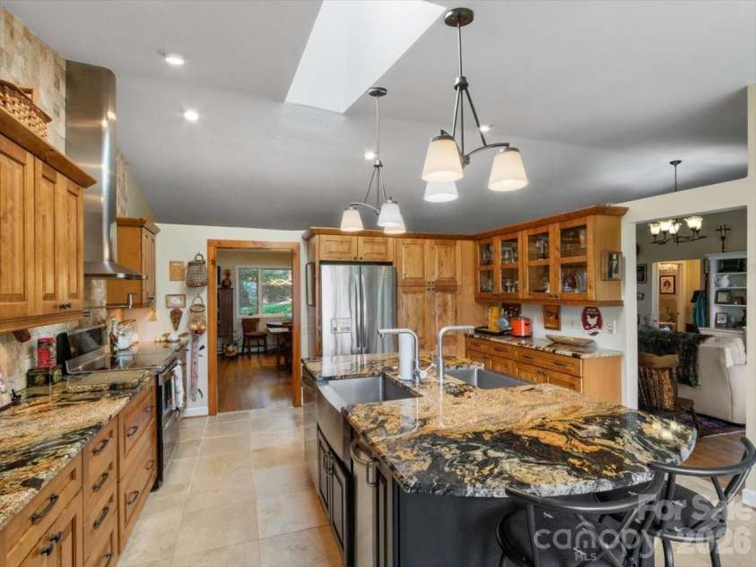 1355 Moonshine Mountain Road, Burnsville, NC 28714.  MLS# CAR4400046, YatesRealty ID 35360. 