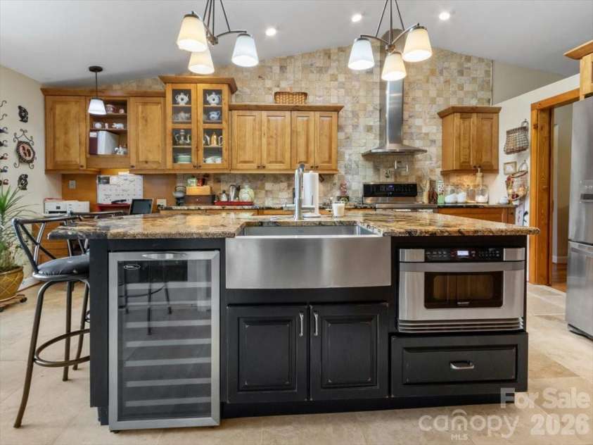 1355 Moonshine Mountain Road, Burnsville, NC 28714.  MLS# CAR4400046, YatesRealty ID 35360. 