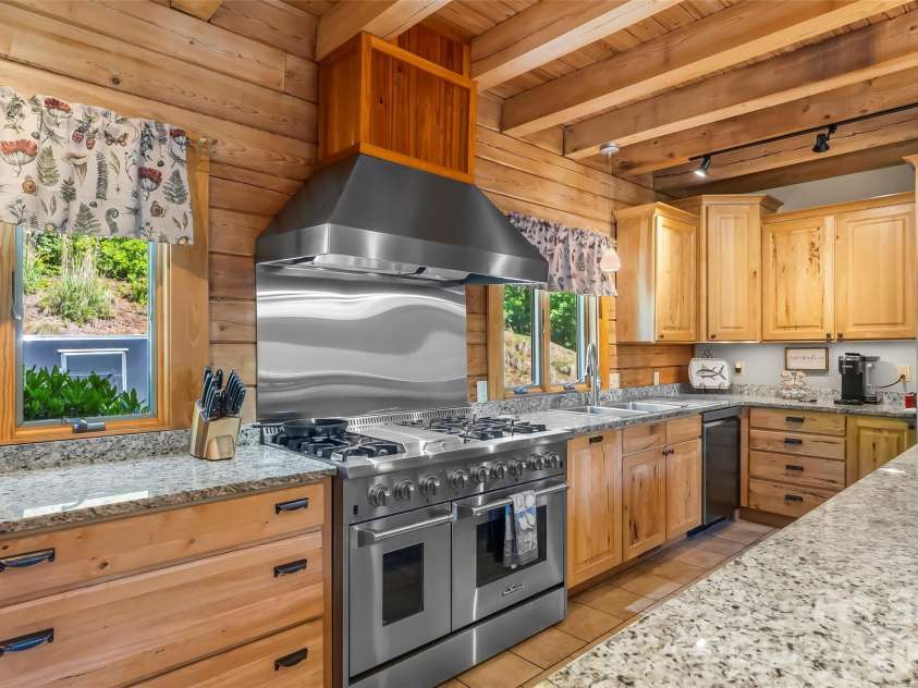 482 Gap Creek Road, Zirconia, NC 28790.  MLS# CAR4379332, YatesRealty ID 35361. 