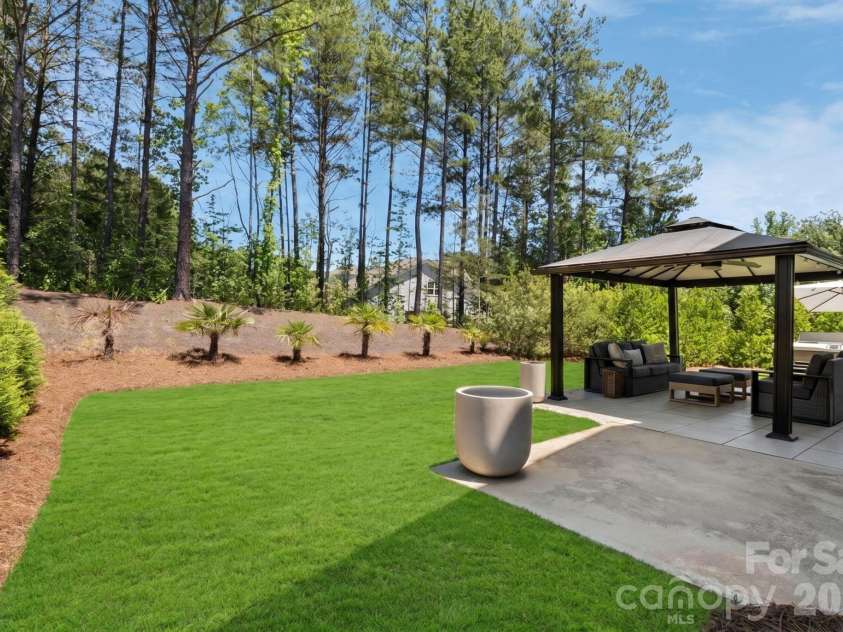 3138 Montreaux Valley Drive, Fort Mill, SC 29707.  MLS# CAR4391047, YatesRealty ID 35362. 