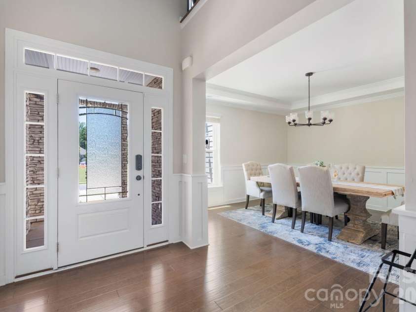3138 Montreaux Valley Drive, Fort Mill, SC 29707.  MLS# CAR4391047, YatesRealty ID 35362. 