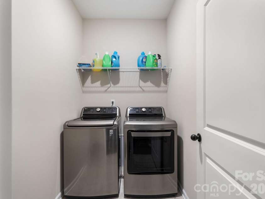 3138 Montreaux Valley Drive, Fort Mill, SC 29707.  MLS# CAR4391047, YatesRealty ID 35362. 