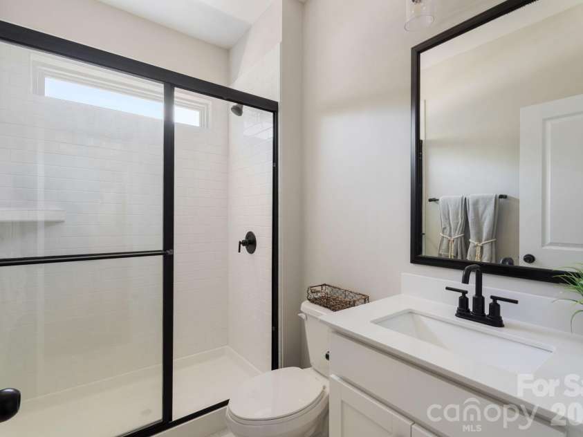 3138 Montreaux Valley Drive, Fort Mill, SC 29707.  MLS# CAR4391047, YatesRealty ID 35362. 