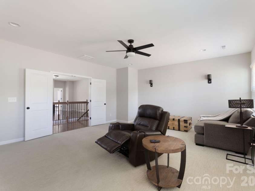3138 Montreaux Valley Drive, Fort Mill, SC 29707.  MLS# CAR4391047, YatesRealty ID 35362. 