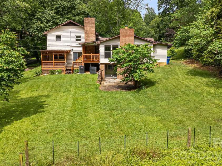 32 Mayfair Drive, Candler, NC 28715.  MLS# CAR4392323, YatesRealty ID 35365. 