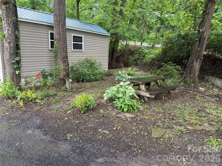32 Mayfair Drive, Candler, NC 28715.  MLS# CAR4392323, YatesRealty ID 35365. Tiny home