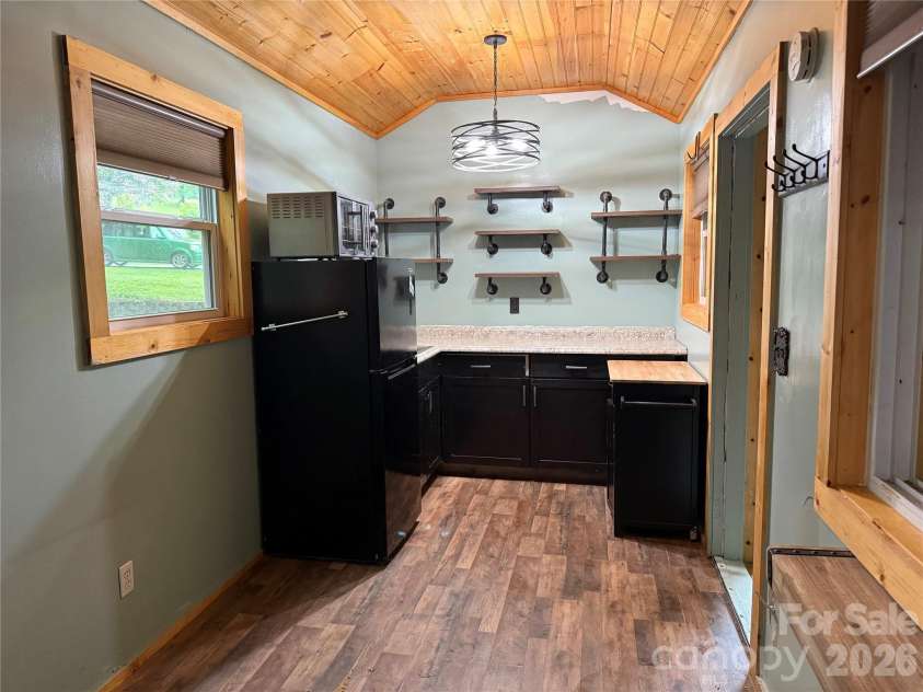 32 Mayfair Drive, Candler, NC 28715.  MLS# CAR4392323, YatesRealty ID 35365. Tiny home