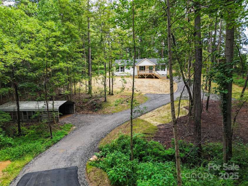 99 Grassy View Road, Candler, NC 28715.  MLS# CAR4285337, YatesRealty ID 35367. 