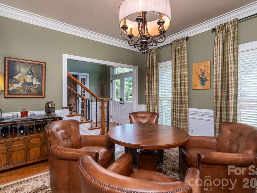 19223 Stableford Lane, Cornelius, NC 28031.  MLS# CAR4395781, YatesRealty ID 35371. Dining Room